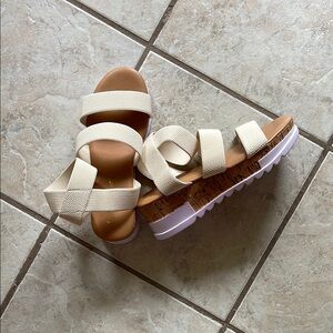 Women's Cream Platform Sandals